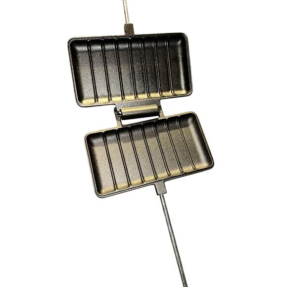 Bass pro shop Sandwich maker for open fire cast-iron - Picture 6 of 6